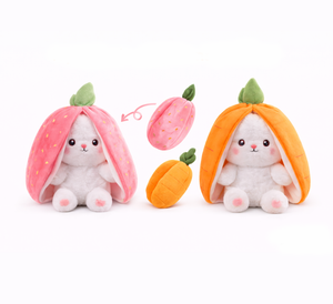 Set 2x Iepuraș de pluș transformabil 2 în 1 (morcov/căpșună) 30 cm – jucărie moale fleece & bumbac copii - Boomsale.ro