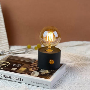 Mini Veioza decorativa, Bec Retro Lumina Calda, Intensitate reglabila, Alimentare 3 x Baterii tip AA (neincluse) - Boomsale.ro