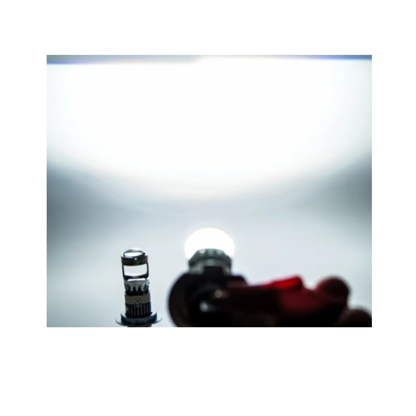 Set 2 Becuri Auto H4, H7, LED cu Lupa PRO, 140W, Set 2, 6500K, Luminozitate 300% - Boomsale.ro