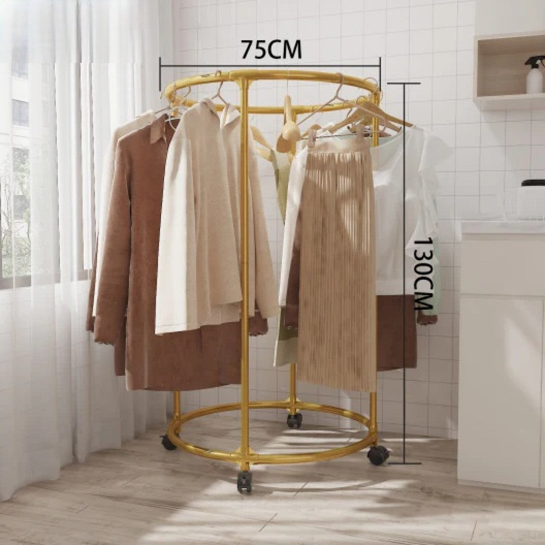 Suport Rotund pentru Haine din Otel Inoxidabil cu Roti, Finisaj Gold, Capacitate 40 kg - Boomsale.ro