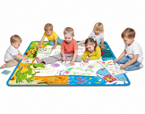 Covoras creativ pentru copii – desen cu apa, inclus carioci si spray, 80x80 cm - Boomsale.ro